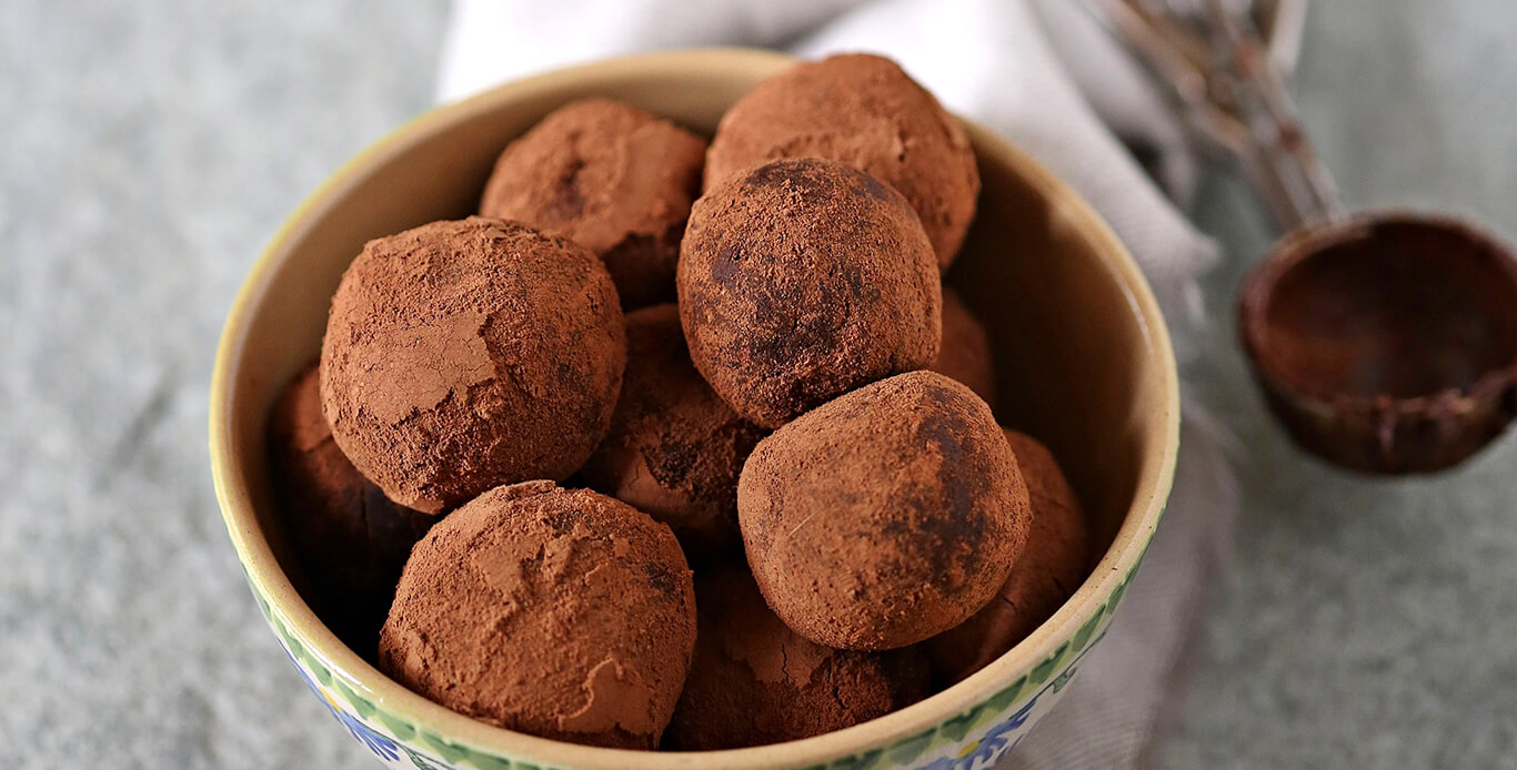 DARK CHOCOLATE PRUNE TRUFFLES